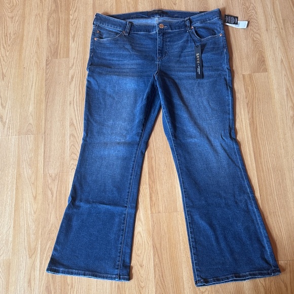 Liverpool NWT size 20W Lucy bootcut Dark Blue Flare Jeans 2X - Picture 2 of 13